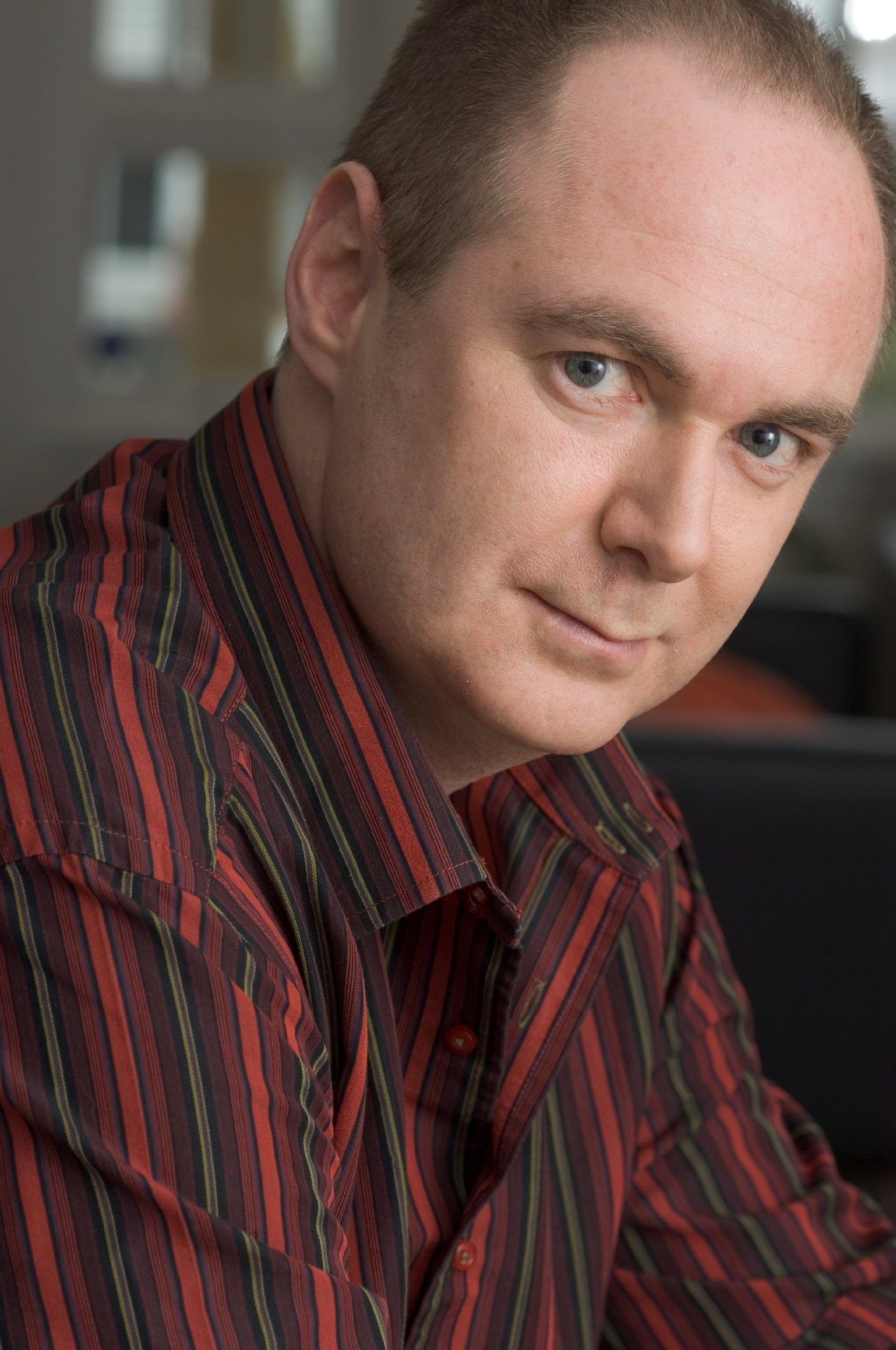 Фото - Уильям МакДоналд: 1360x2048 / 365 Кб