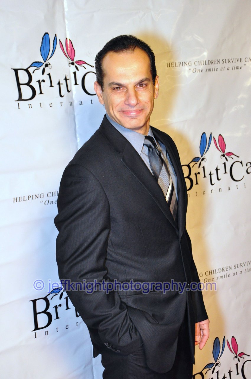 Фото - Саид Фарай: 850x1280 / 146 Кб