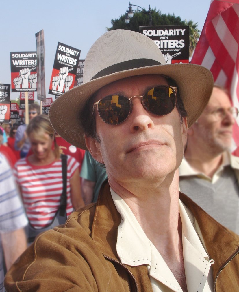 Фото - Дэвид Туи: 827x1007 / 136 Кб