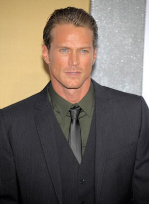 Фото - Джейсон Льюис: 293x400 / 18 Кб