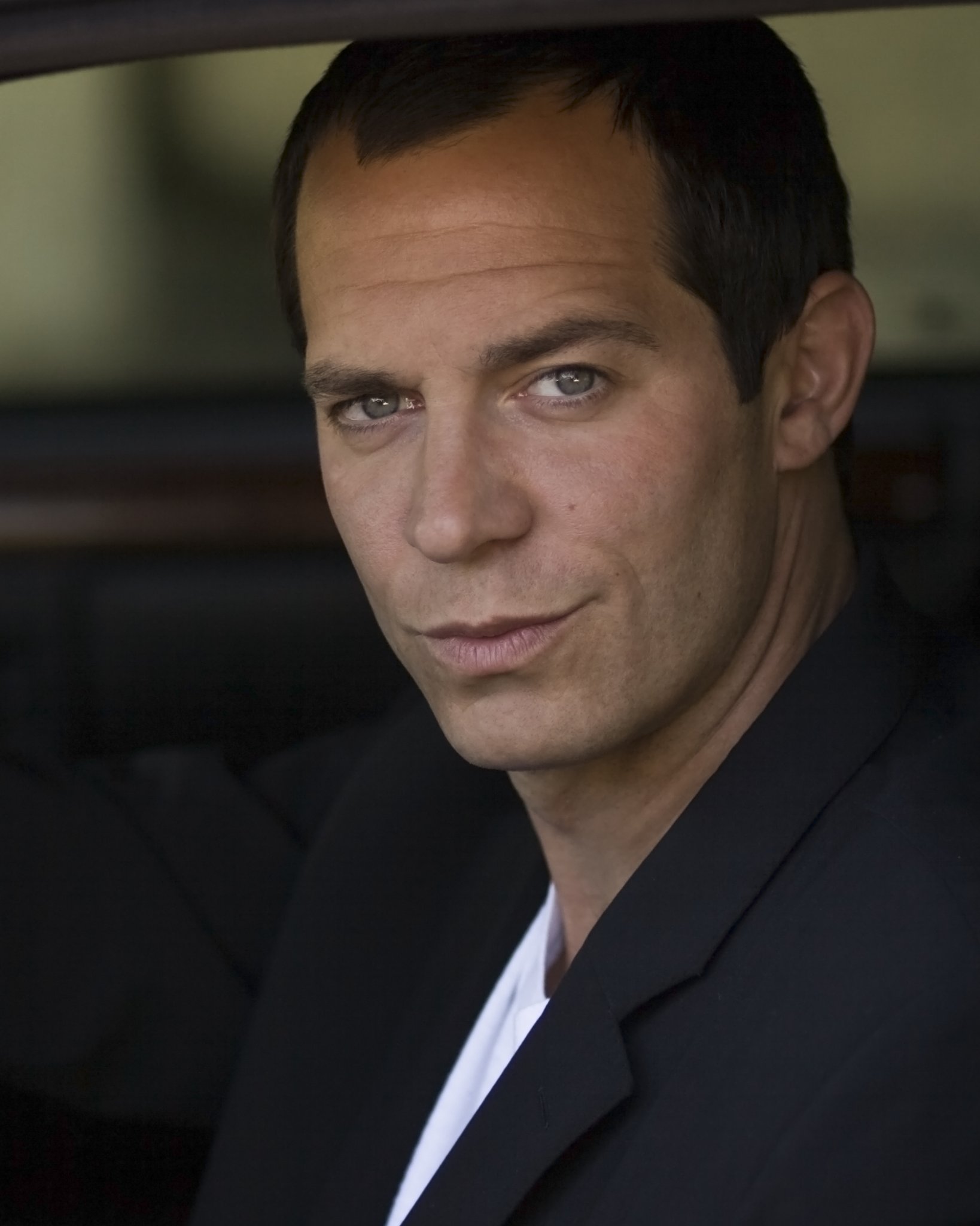 Фото - Йорго Константин: 1638x2048 / 200 Кб