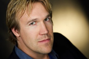 Фото - Дэвид Э.Р. Уайт: 300x200 / 11 Кб