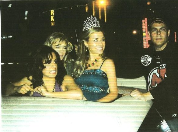 Фото - Уитни Андерсон: 585x434 / 50 Кб