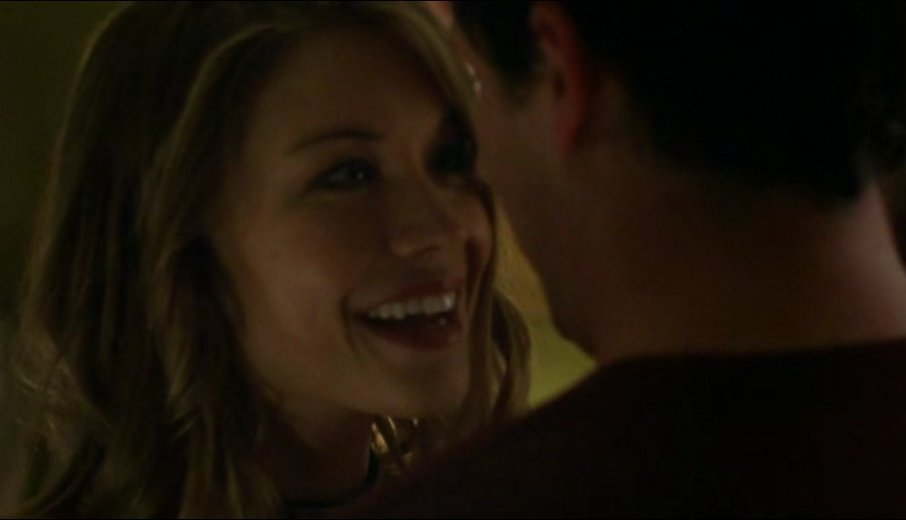 Фото - Уитни Андерсон: 906x520 / 30 Кб