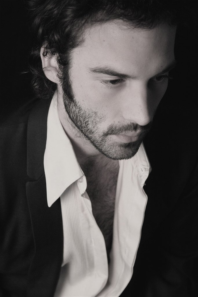 Фото - Тед Ян Робертс: 683x1024 / 80 Кб