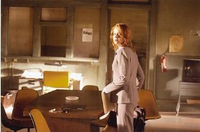 Фото - Дирдри Лавджой: 286x189 / 14 Кб