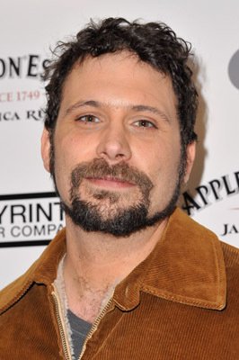 Фото - Джереми Систо: 266x400 / 25 Кб