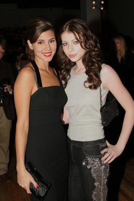 Фото - Мишель Трахтенберг: 267x400 / 22 Кб