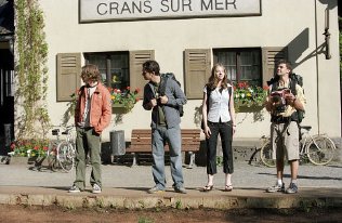 Фото - Мишель Трахтенберг: 316x206 / 26 Кб