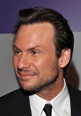 Фото - Кристиан Слэйтер: 282x400 / 21 Кб