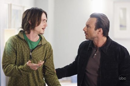 Фото - Кристиан Слэйтер: 427x285 / 23 Кб