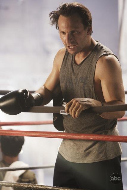 Фото - Кристиан Слэйтер: 427x640 / 39 Кб