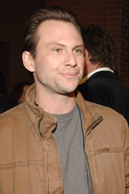 Фото - Кристиан Слэйтер: 266x400 / 21 Кб