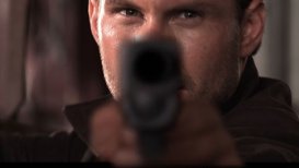 Фото - Кристиан Слэйтер: 273x154 / 7 Кб