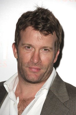 Фото - Томас Джейн: 266x400 / 22 Кб