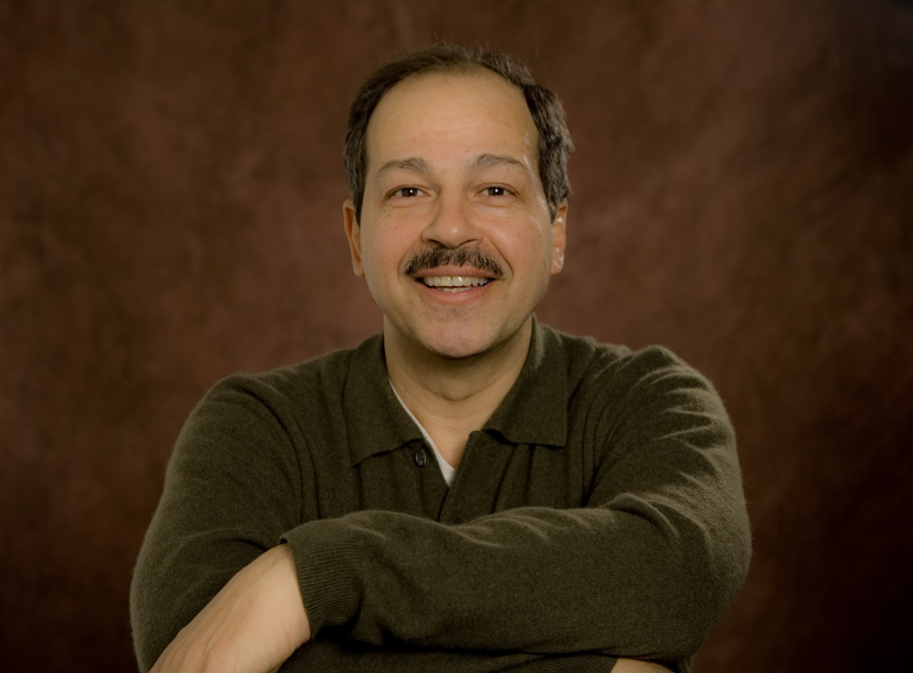 Фото - Gilbert Cruz: 1842x1357 / 203 Кб