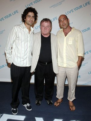 Фото - Джон Вентимилья: 301x400 / 26 Кб