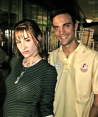 Фото - Nik Tyler: 381x452 / 54 Кб