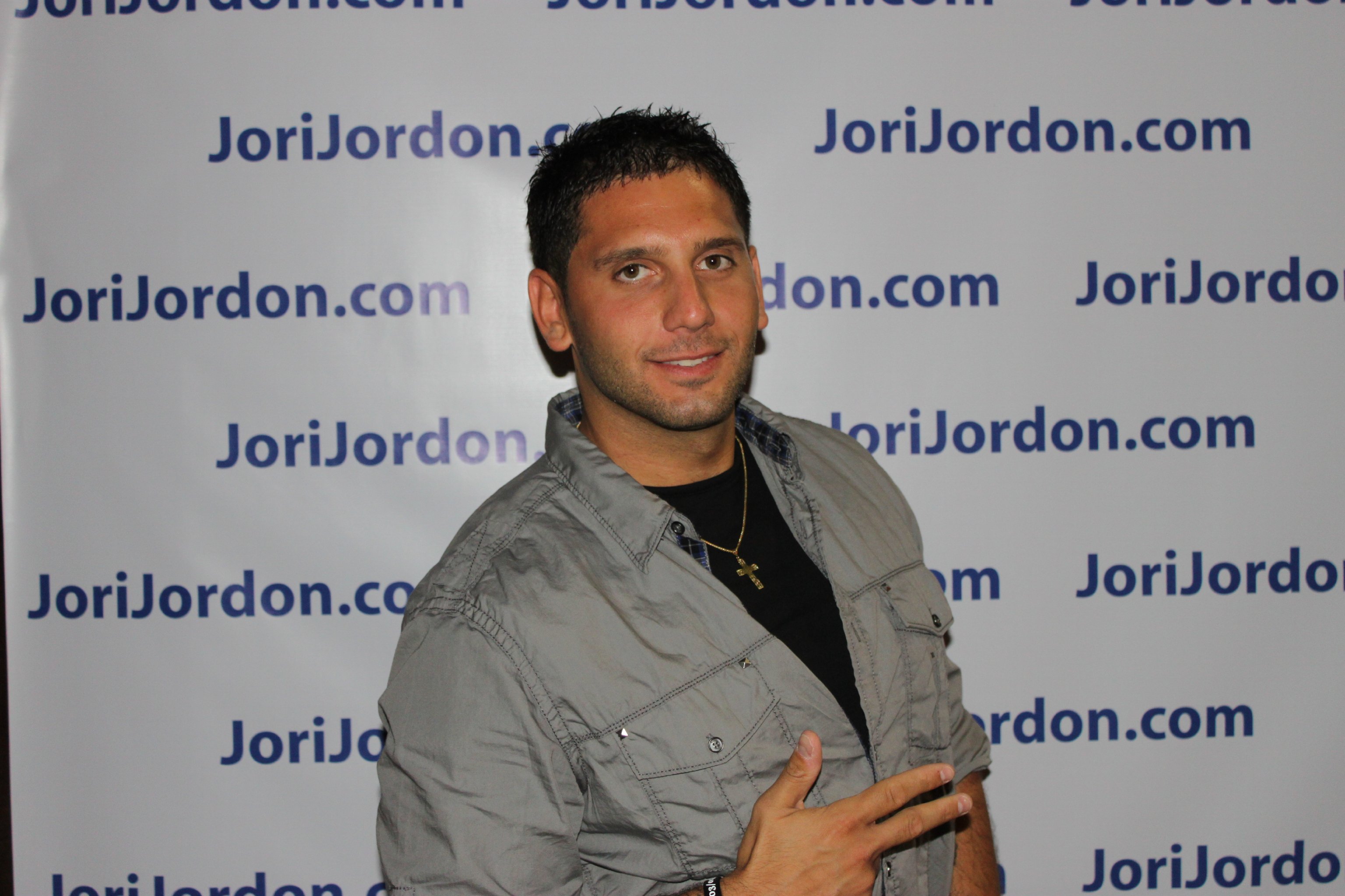 Фото - Vincent Caiola: 3072x2048 / 591 Кб