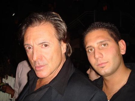 Фото - Vincent Caiola: 449x336 / 27 Кб