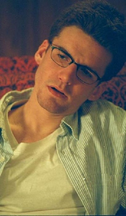 Фото - Армандо Риеско: 409x700 / 45 Кб