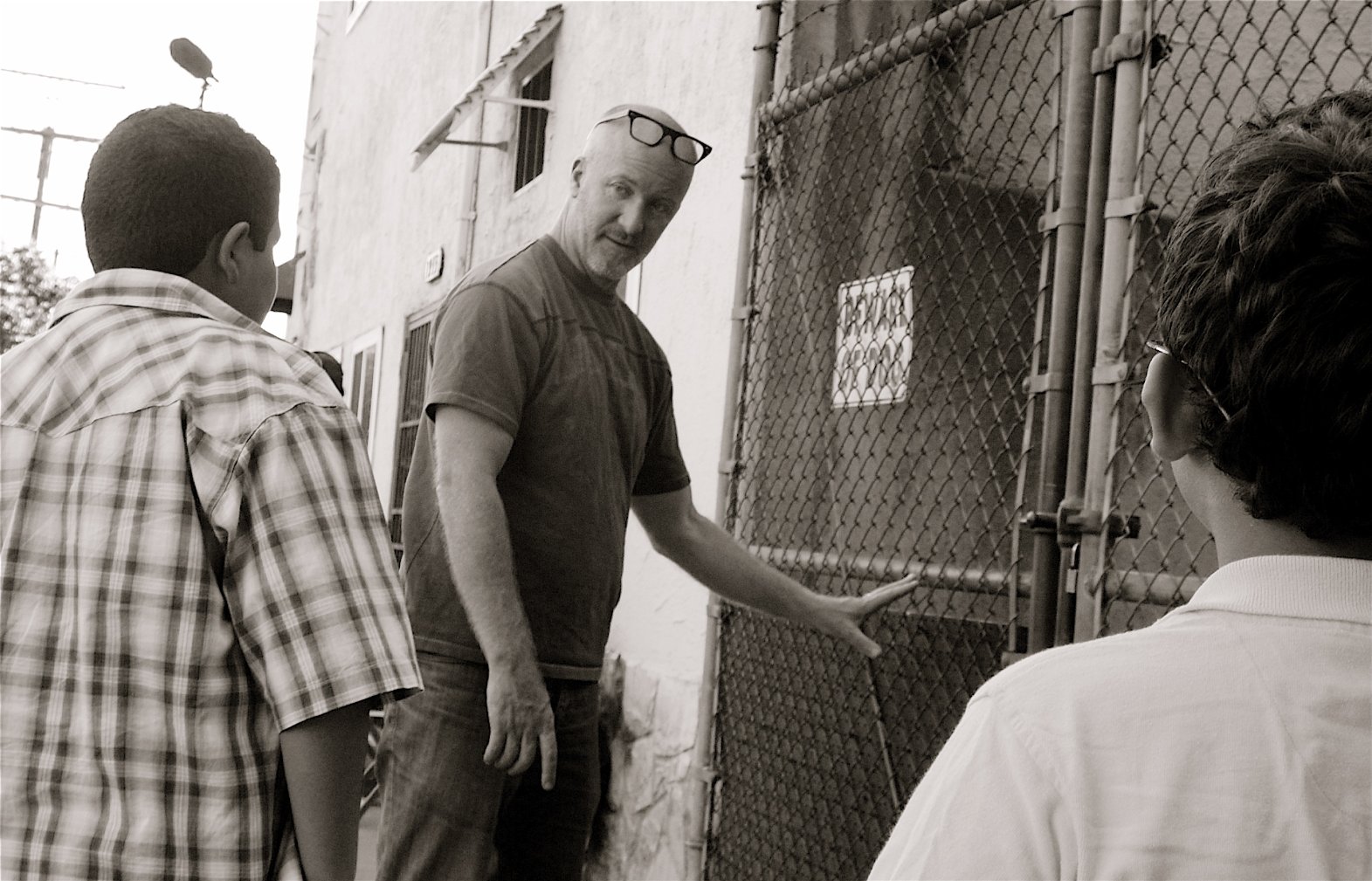 Фото - Джеймс Хэнлон: 1571x1009 / 283 Кб