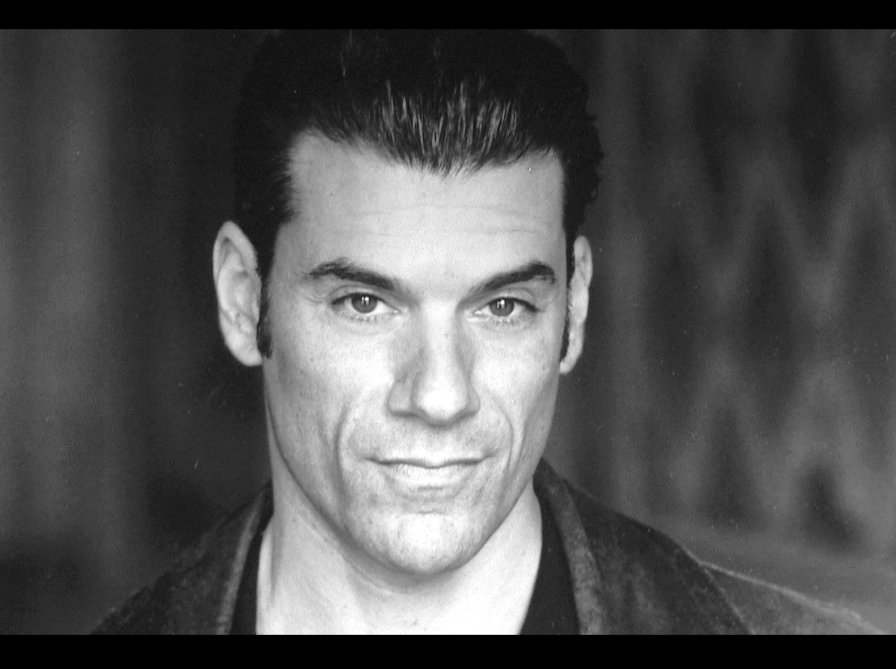 Фото - Джон Бианко: 896x669 / 74 Кб