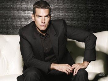 Фото - Гленн Фицджералд: 353x265 / 21 Кб