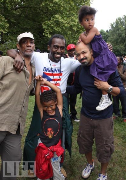 Фото - Гано Гриллз: 416x594 / 57 Кб