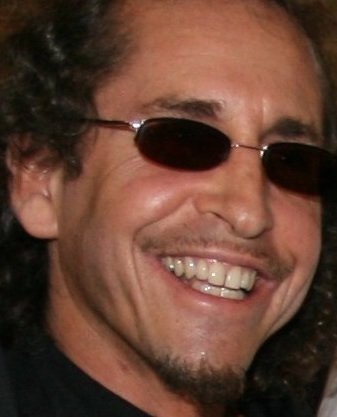 Фото - Larry Eudene: 337x417 / 21 Кб