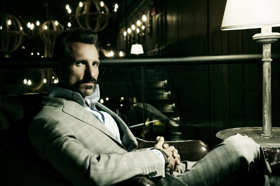 Фото - Уасс М. Стивенс: 562x374 / 40 Кб