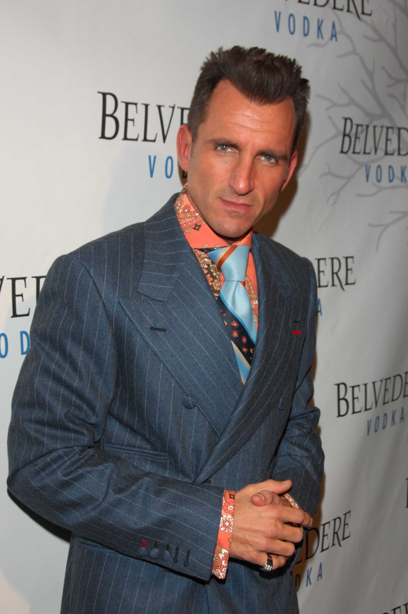 Фото - Уасс М. Стивенс: 1360x2048 / 328 Кб