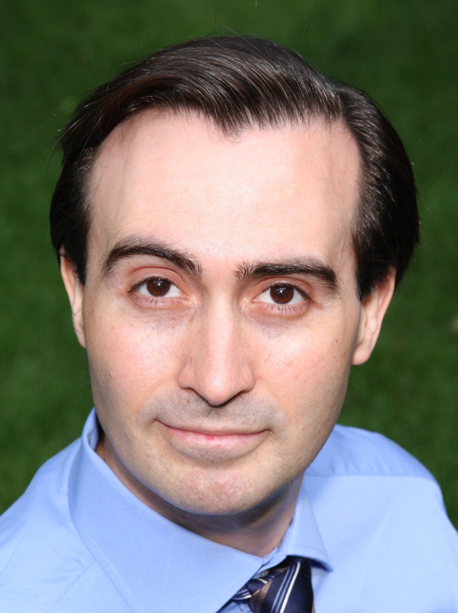 Фото - Дэн Маршалл: 1529x2048 / 327 Кб