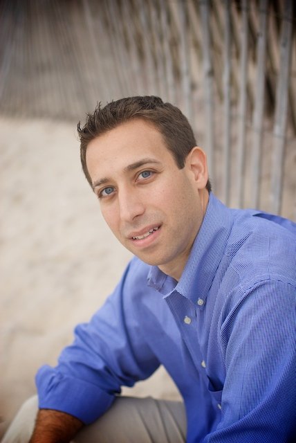 Фото - Evan Lewis: 428x640 / 45 Кб