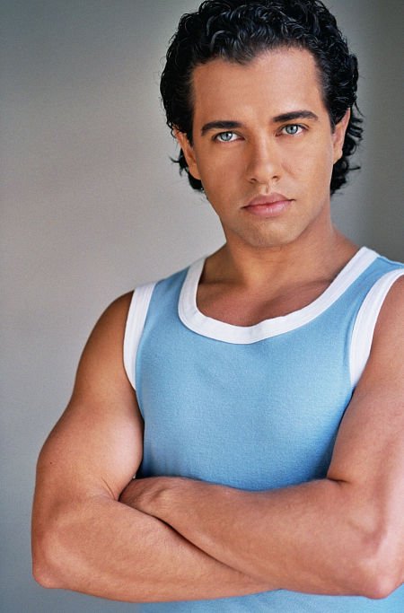 Фото - Альфонсо Кихада: 450x683 / 48 Кб