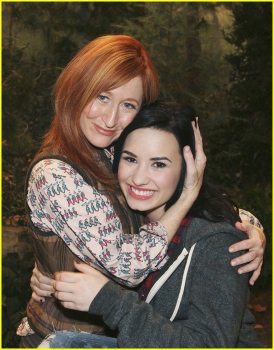 Фото - Викки Льюис: 548x700 / 98 Кб