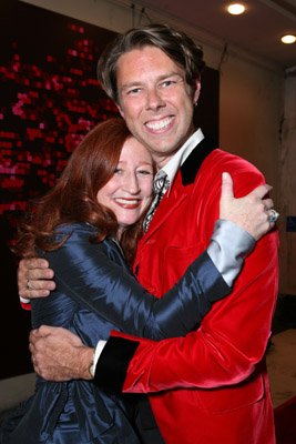 Фото - Викки Льюис: 267x400 / 27 Кб