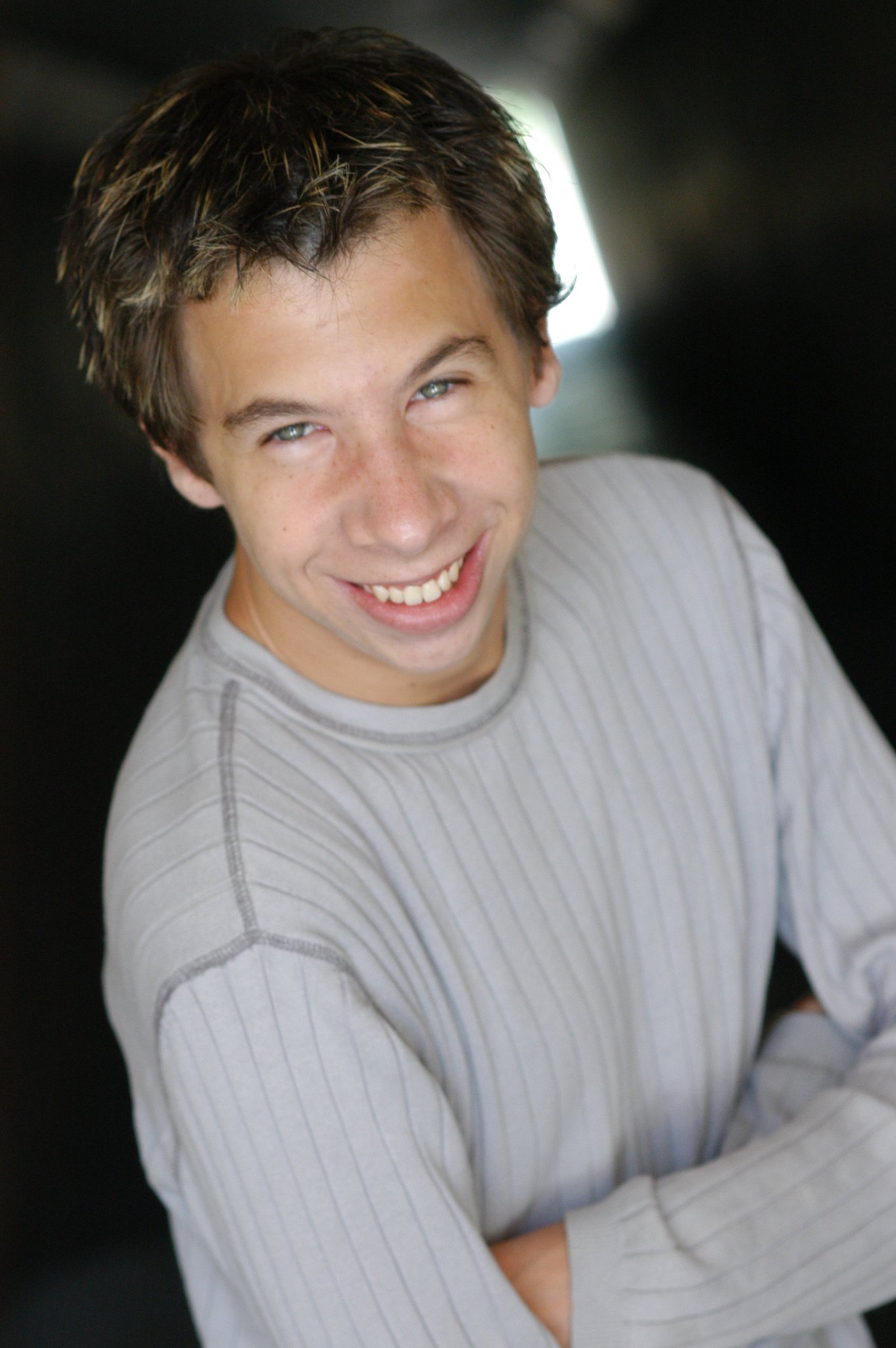 Фото - Тодд Босли: 1362x2048 / 262 Кб