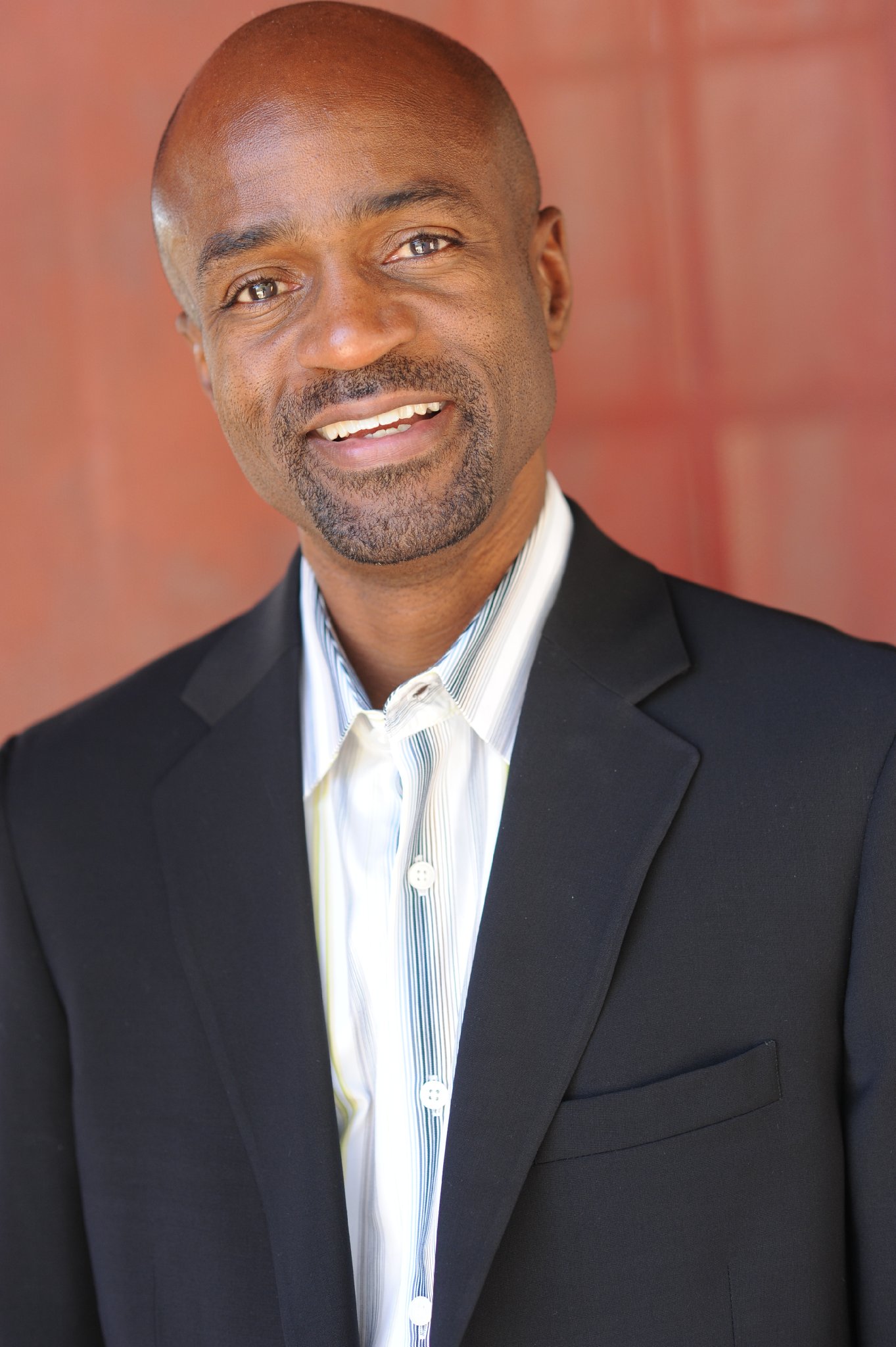 Фото - Стэн Селлерз: 1363x2048 / 302 Кб