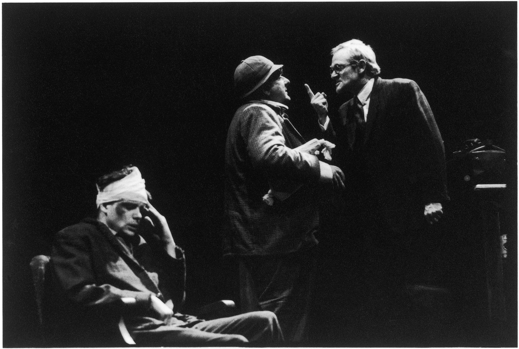 Фото - Leighton Cardno: 1665x1121 / 392 Кб