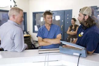 Фото - Нил МакДонаф: 325x218 / 17 Кб