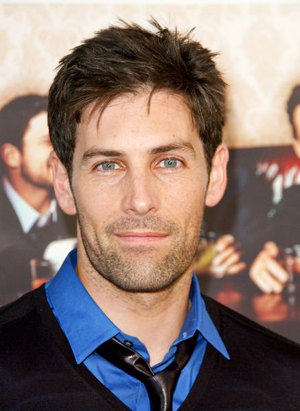 Фото - Джордан Бэлфи: 437x599 / 48 Кб