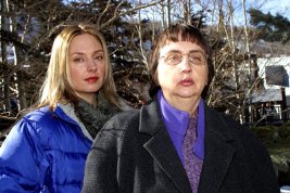 Фото - Хоуп Дэвис: 267x178 / 19 Кб