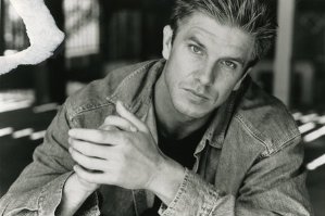 Фото - Кенни Джонсон: 299x199 / 16 Кб