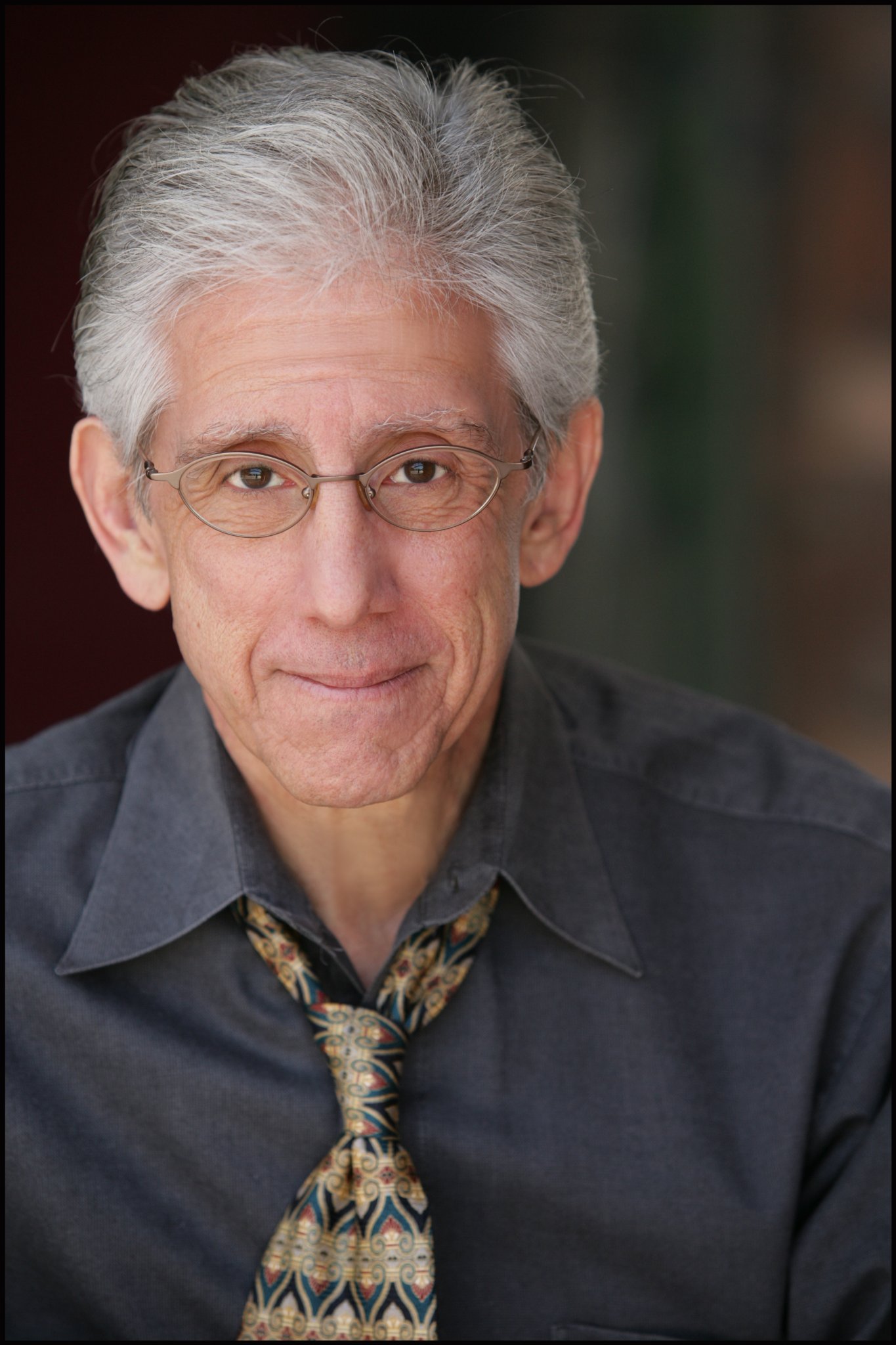 Фото - Howard S. Miller: 1365x2048 / 277 Кб