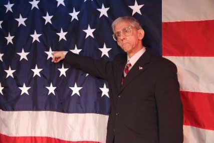 Фото - Howard S. Miller: 427x285 / 24 Кб