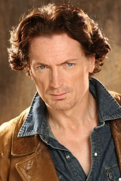 Фото - Michael Joseph Carr: 400x600 / 50 Кб