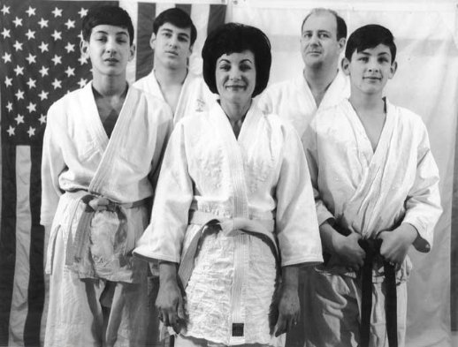 Фото - Michael Depasquale Jr.: 518x393 / 46 Кб