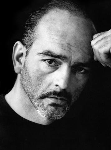 Фото - Maurice Chasse: 356x480 / 24 Кб