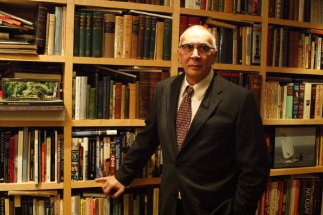 Фото - Фрэнк Ланджелла: 323x215 / 23 Кб